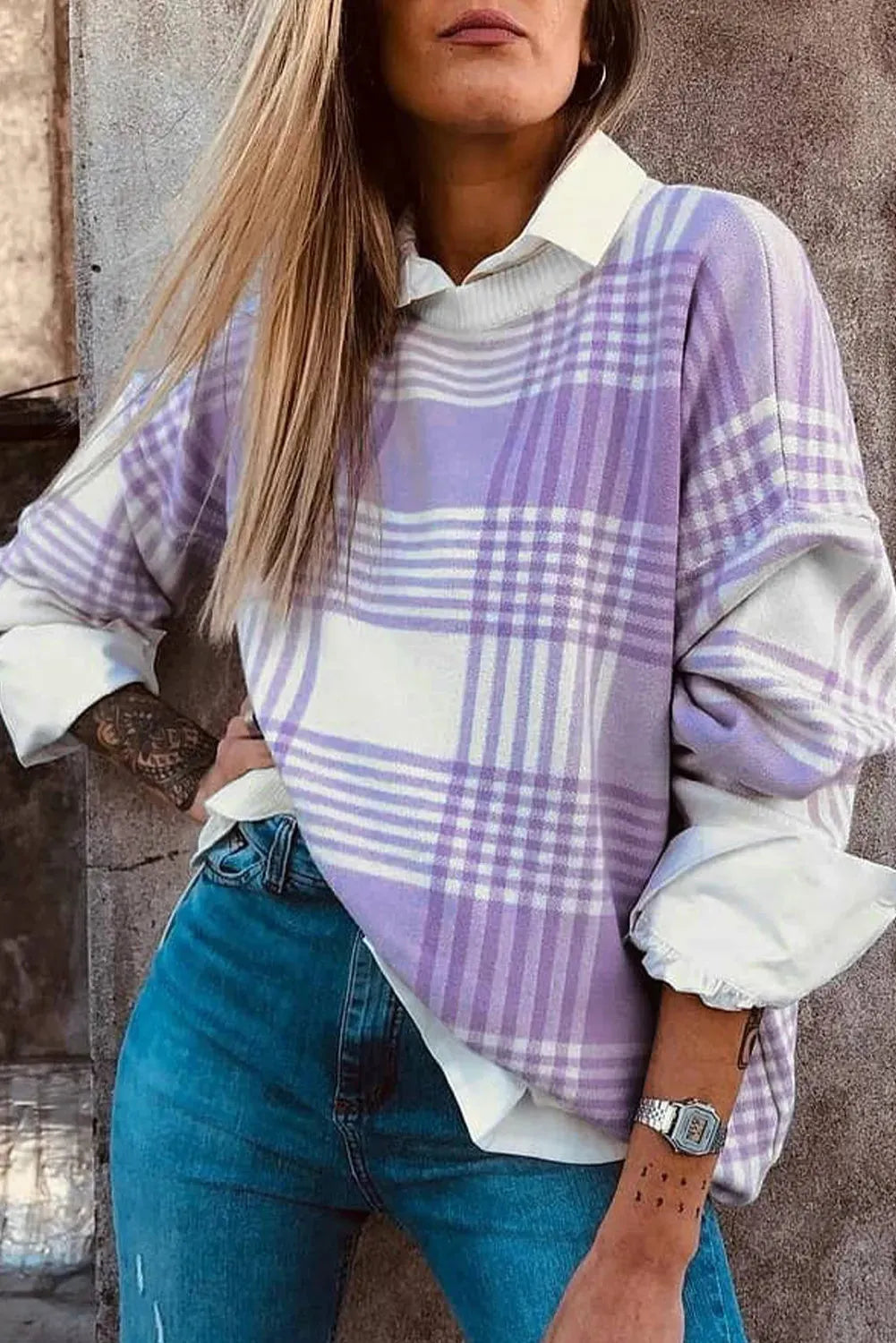 Women's loose lilac plaid print sweater with ribbed trim and long sleeves