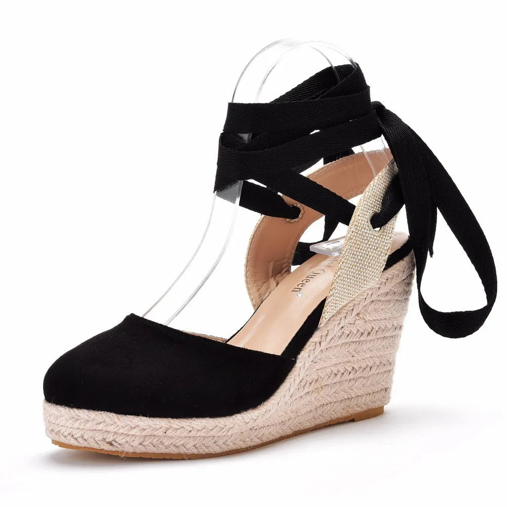 Women's bohemian wedge sandals with round toe, buckle closure and bead accents in red colour