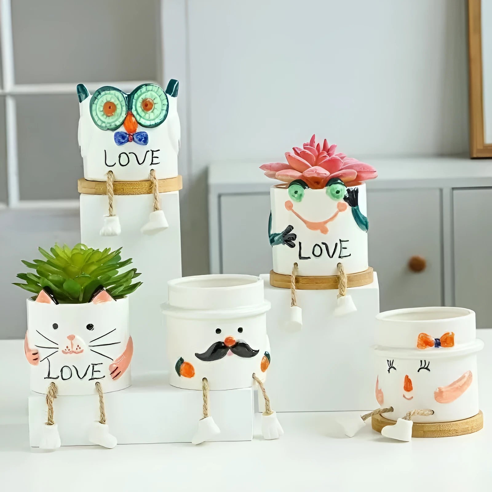 Ceramic hanging foot flowerpot for succulent plants in cartoon style with drainage