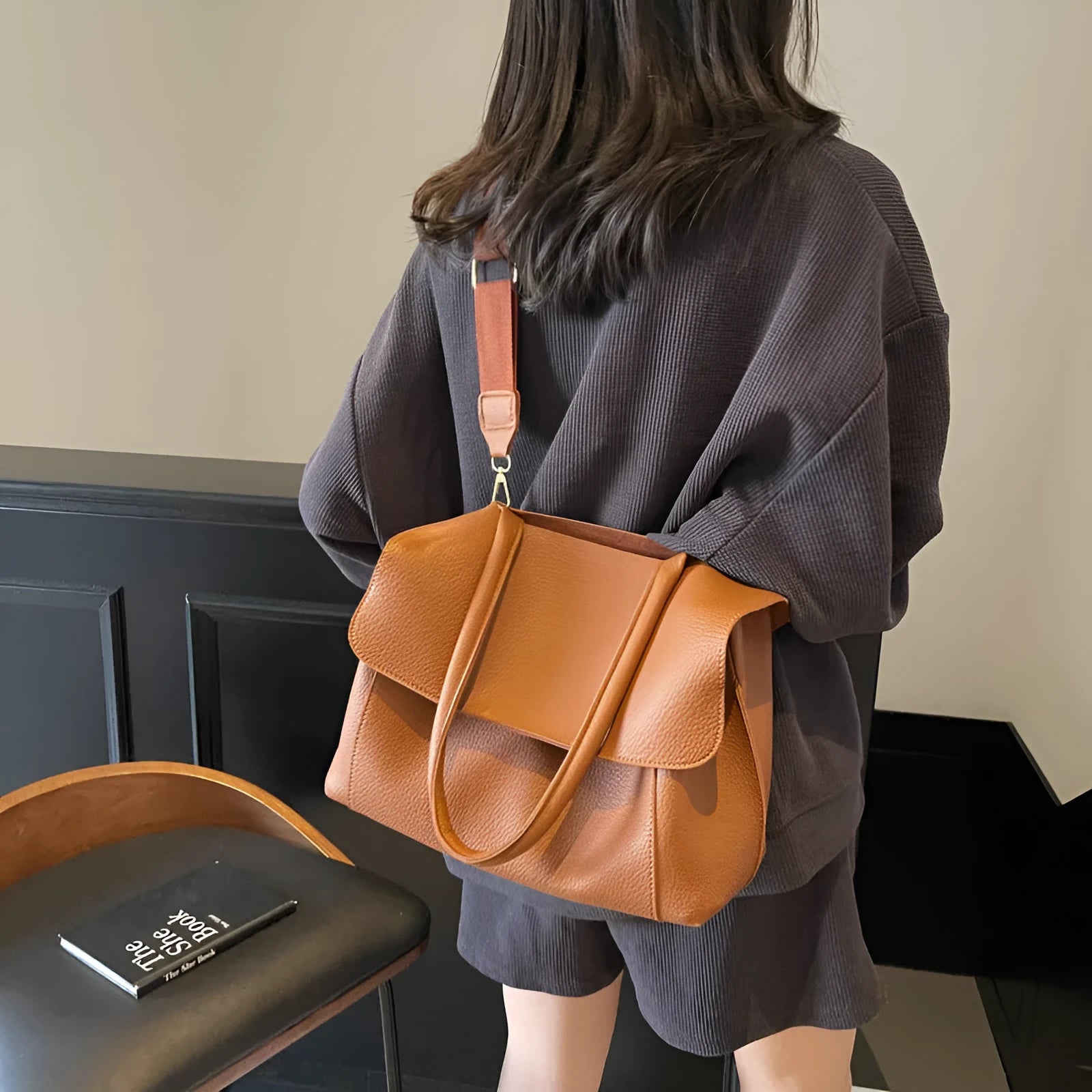 Vintage casual tote bag in horizontal square shape with double shoulder straps and visible sewing thread detailing
