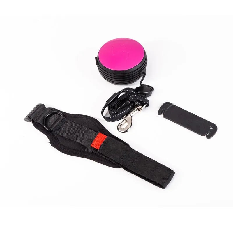 Automatic retractable dog leash extended to 3 metres with explosion-proof mechanism in vibrant orange colour