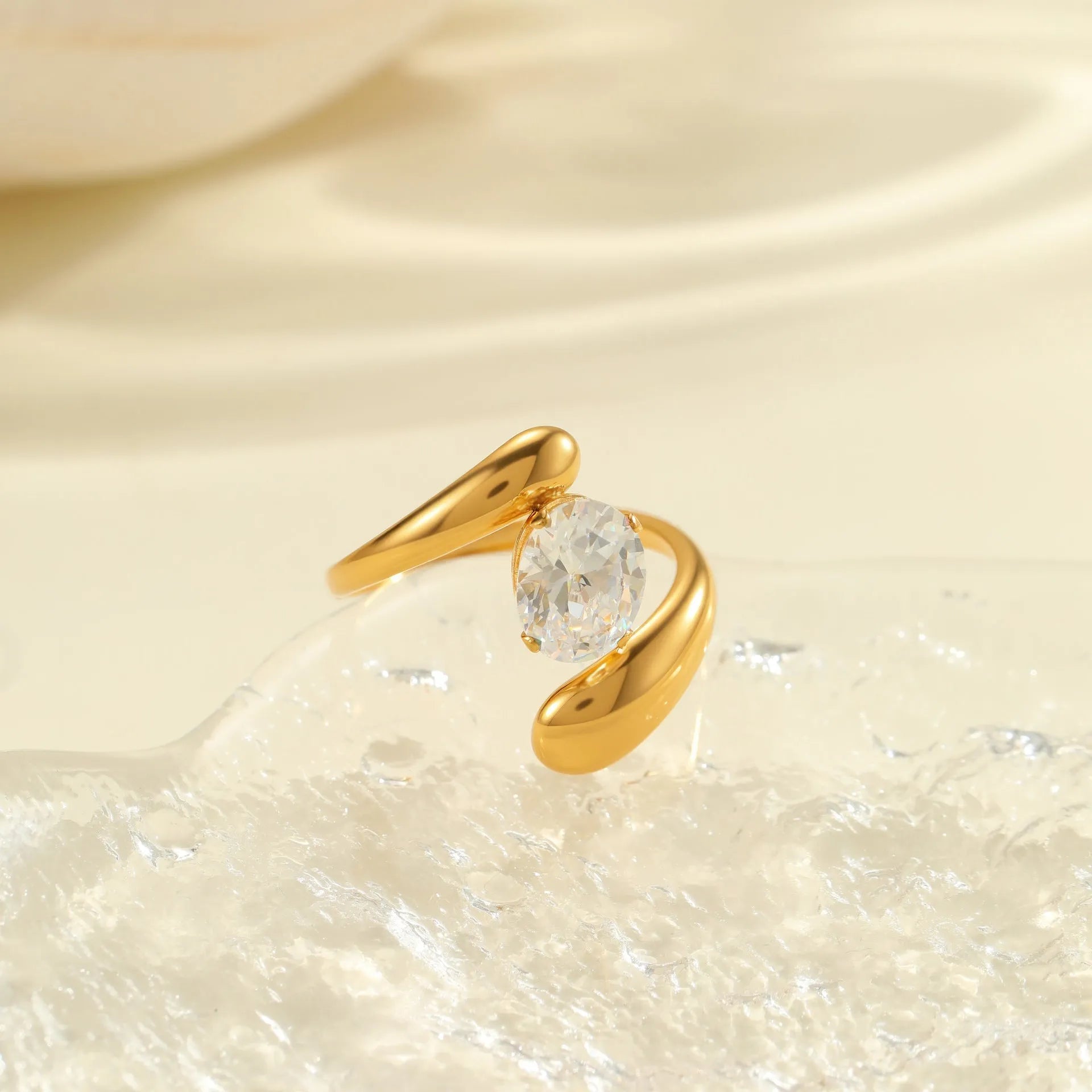 Women's stainless steel geometric ring with zircon stones and adjustable open mouth design