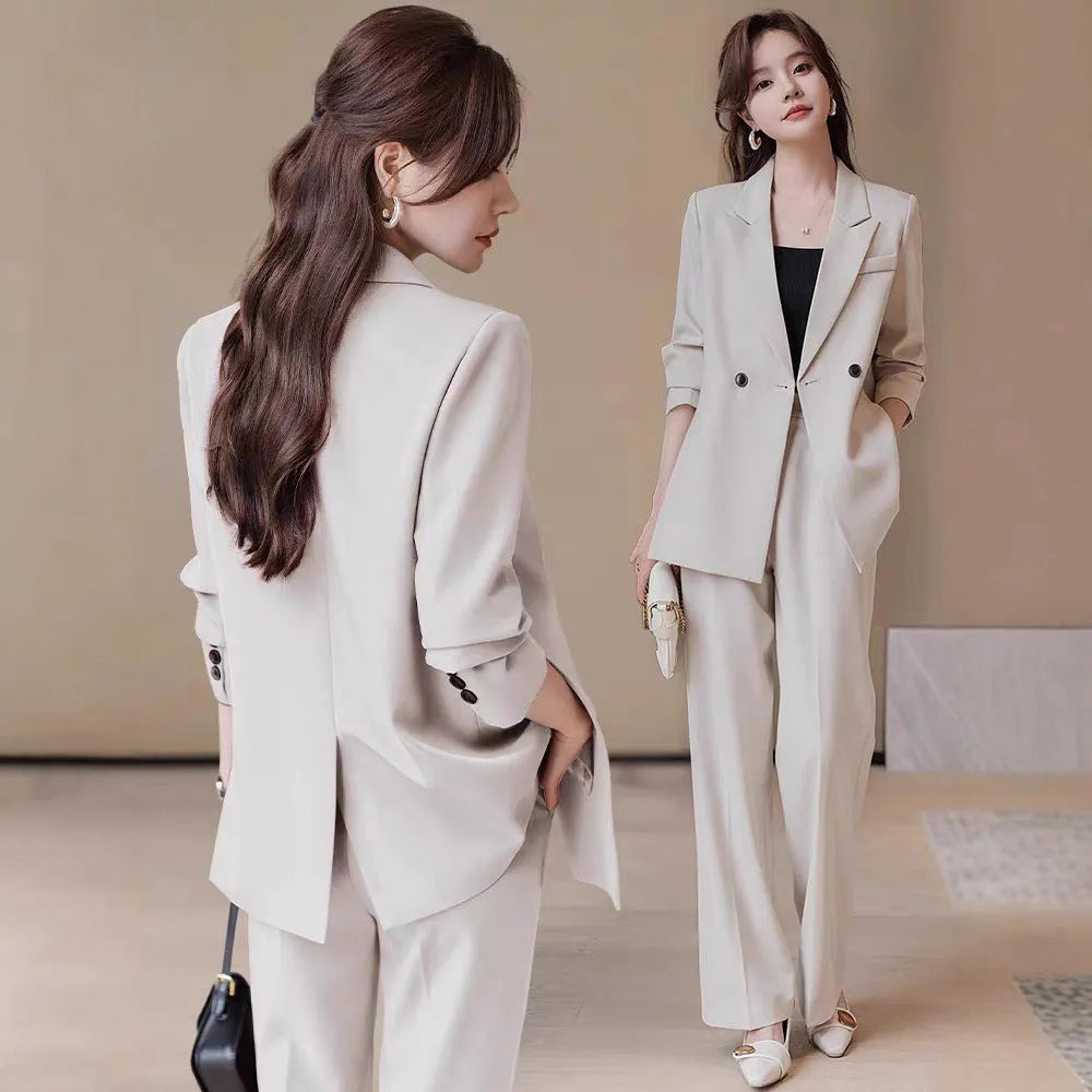 Women's solid colour commuting style casual jacket with long sleeves and soft treatment, available in black