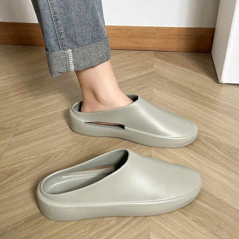 Men's closed-toe non-slip EVA slippers in beige for summer outdoor wear