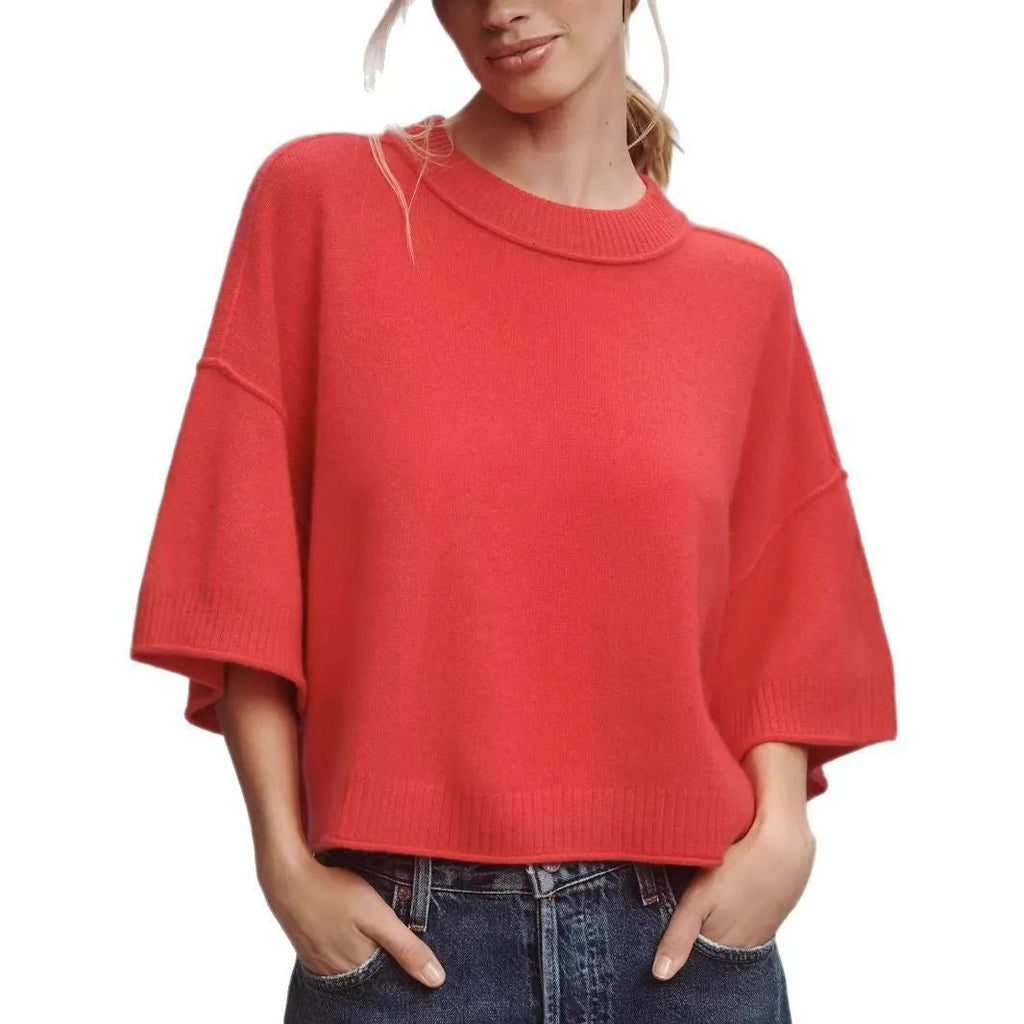 Red or white women's short viscose fibre T-shirt with an exposed navel design.