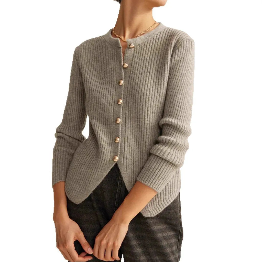 Yuan collar cardigan sweater in silver and red colours with Japanese-Korean casual styling