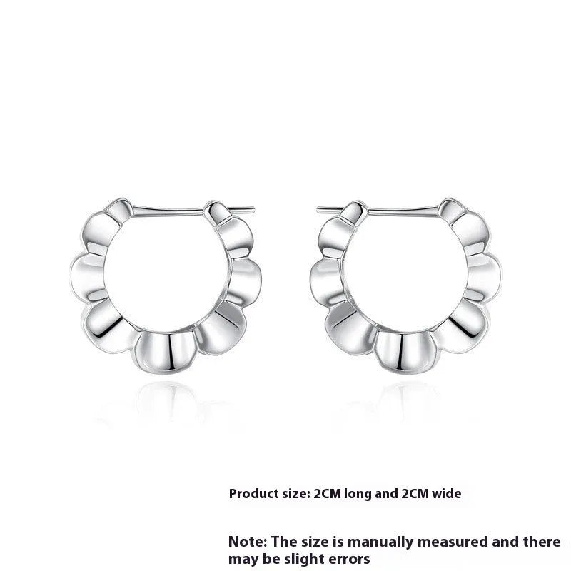 Sterling silver geometric round earrings with electroplated finish and retro simple elegant design
