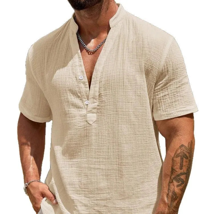 Men's solid colour short sleeve shirt with stand collar in thin chemical fibre blend fabric