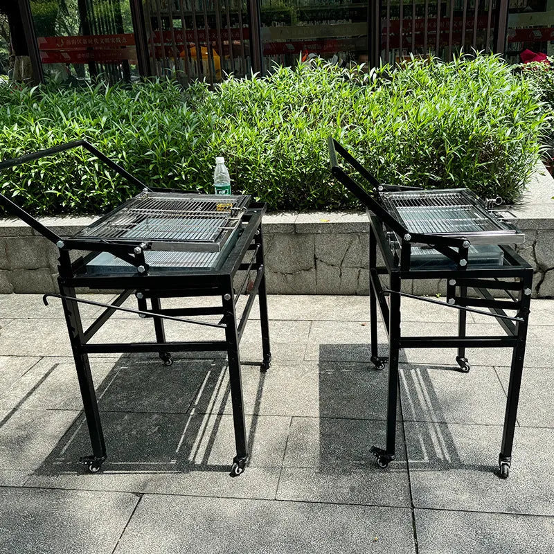 Large foldable L size portable charcoal barbecue grill for outdoor use