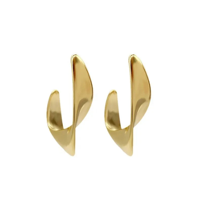 Metal twisted geometric earrings with electroplated gold silver finish and round shape