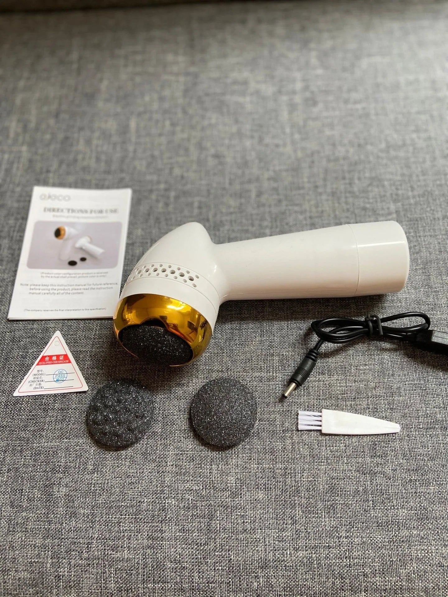 Electric foot grinder with quartz grinding head in gold, pink or silver finishes