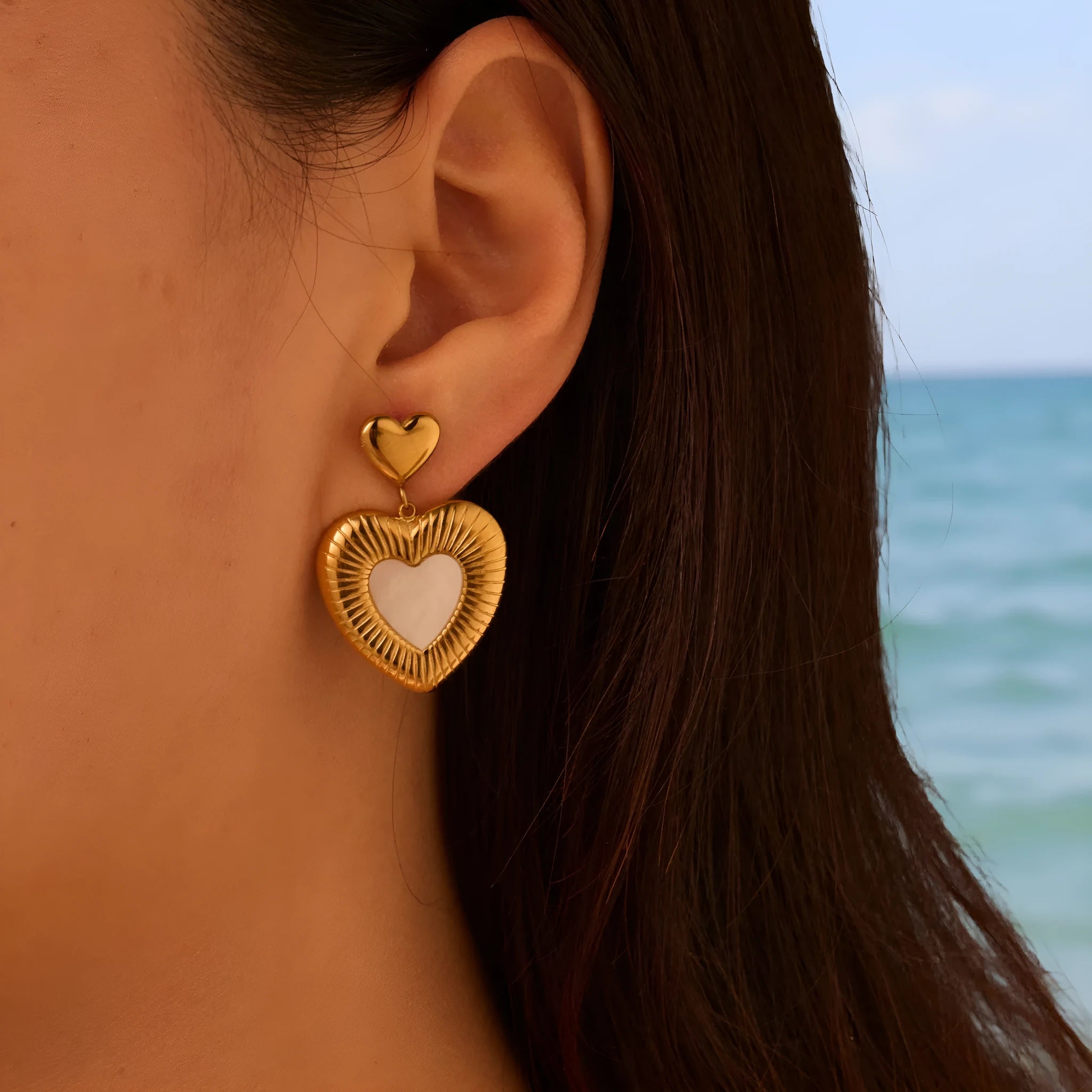 Gold heart-shaped stainless steel earrings with 18K electroplating for women's office fashion