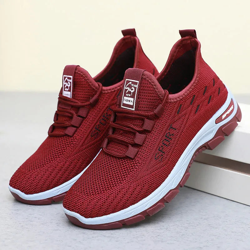 Casual sneaker with soft PVC sole and low-top design in round toe shallow-mouth style
