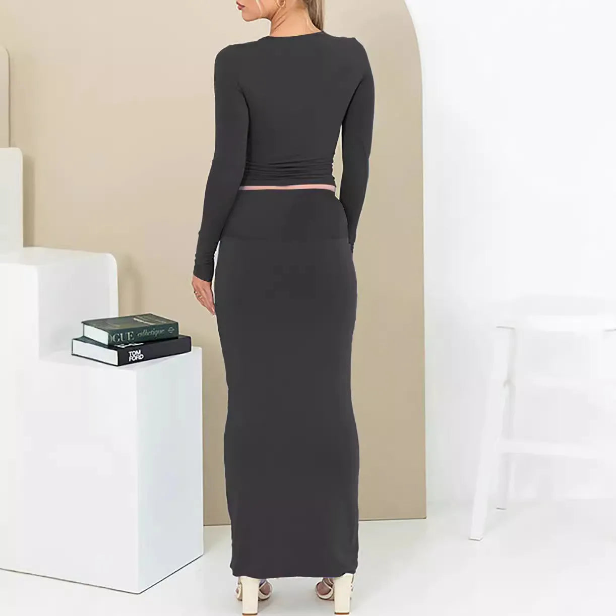 Women's autumn two-piece suit set with three-quarter sleeves and long skirt in polyester fabric
