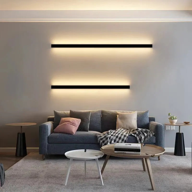 80cm black aluminium LED wall lamp with touch control for three colour temperatures