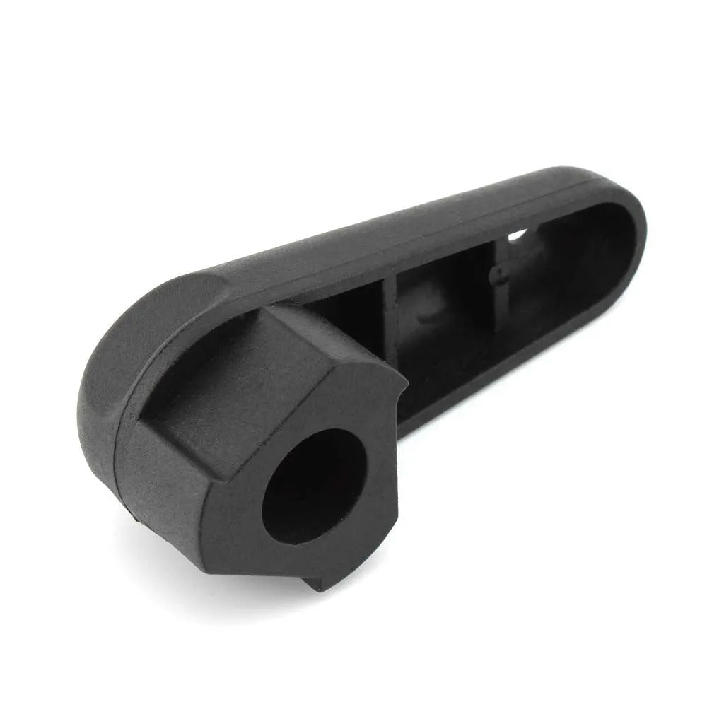 Black nylon quick release wrench for BMW motorcycle engine oil cap on a 7x10x3 cm packaging box.