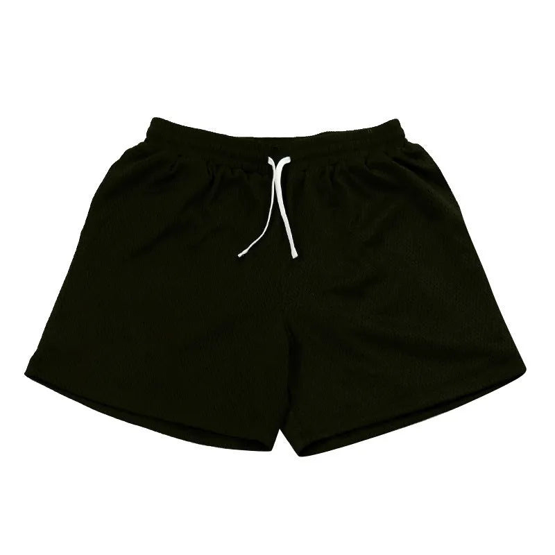 Men's mesh quick-drying shorts in solid colours for summer running and fitness