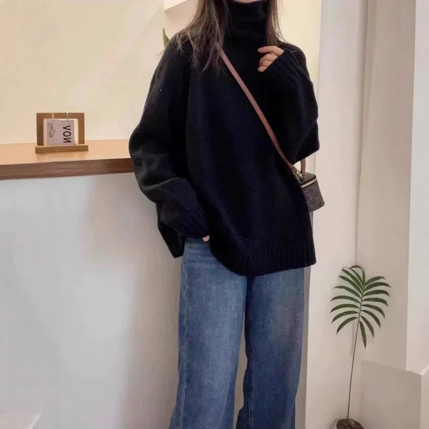 Women's loose turtleneck sweater with thick curling pile collar in mesh fabric