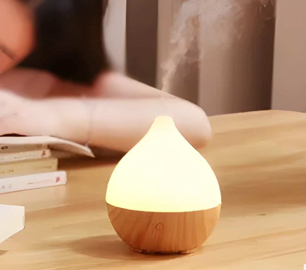 Asakusa wood grain aroma diffuser with vase shape and 100ml water tank capacity