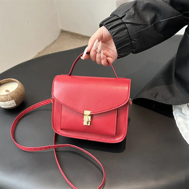 Retro style horizontal square messenger bag in PU leather with crossbody strap and document compartment
