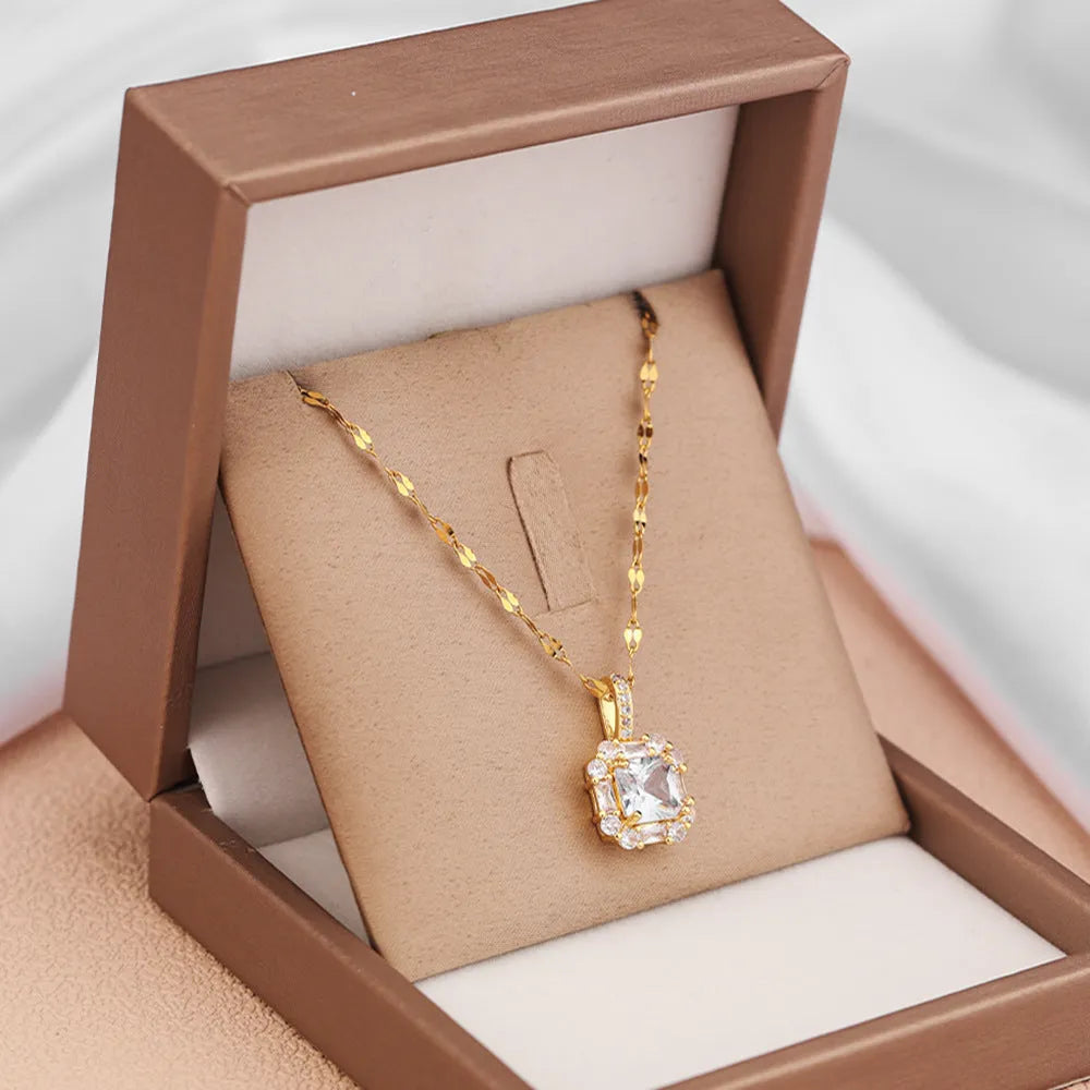 Gold titanium steel clavicle necklace with geometric zircon pendant and water wave chain