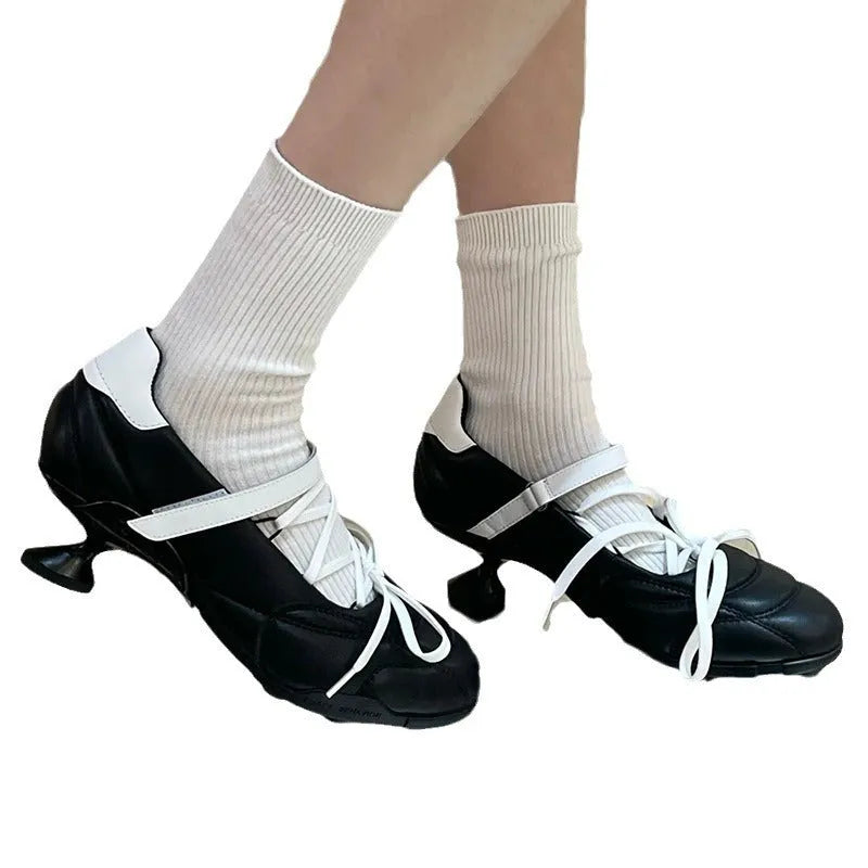 Women's creative lace-up bow sports shoes in four colours with mid heel and round toe design