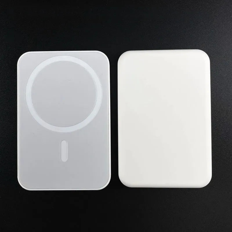 White magnetic wireless power bank with 5000mAh capacity showing creative design and compact dimensions
