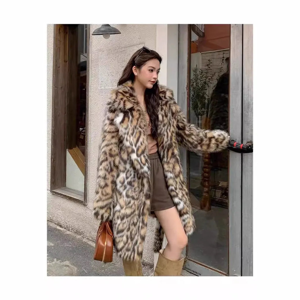 Artificial faux fur fashion coat with fur collar and pockets in 80cm length