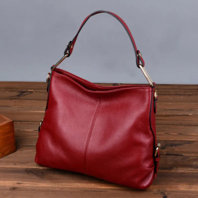 Genuine leather crossbody bag in vertical square shape with multiple internal compartments and four colour options