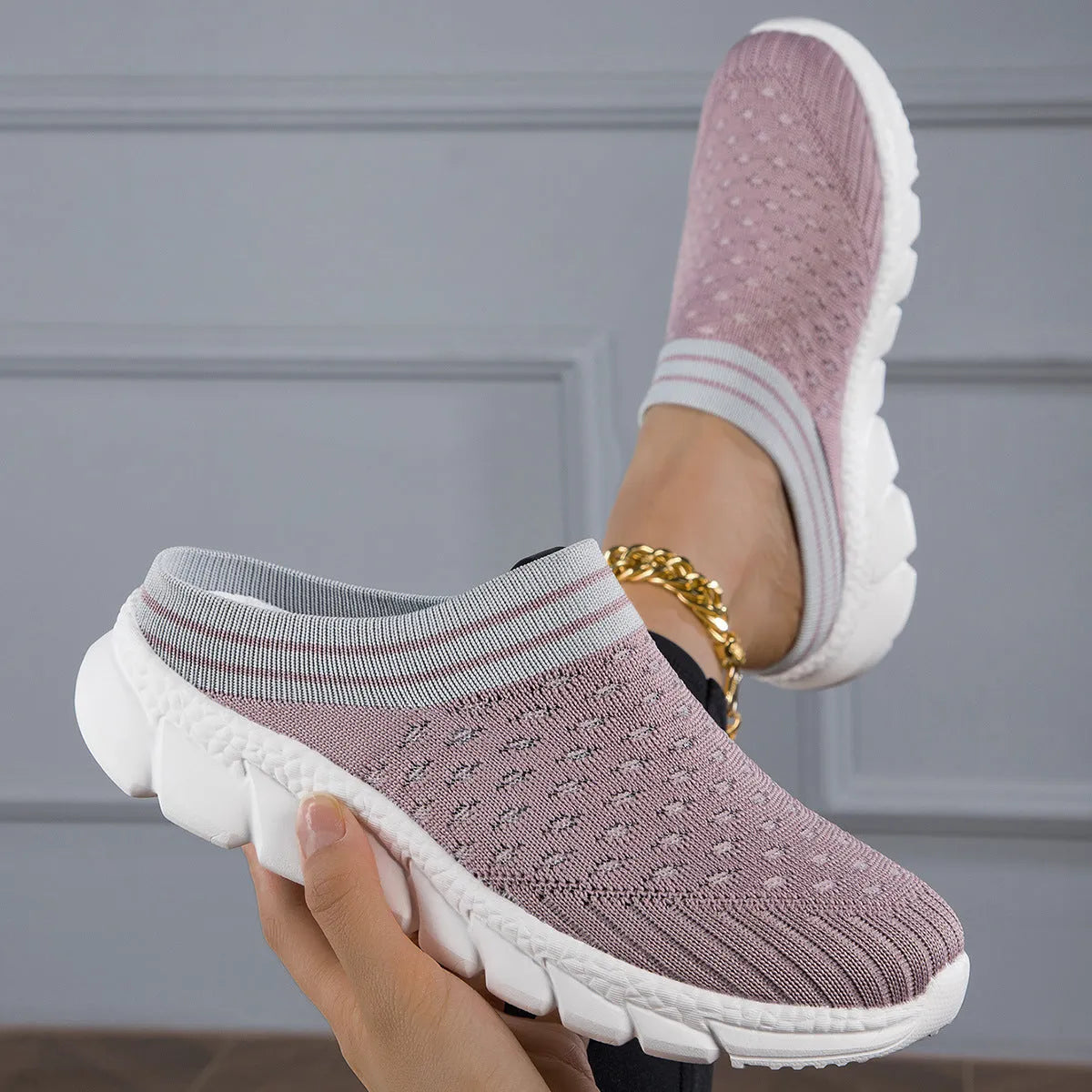 Women's Flyknit semi-slipper shoes in striped pattern with hollowed-out breathable design