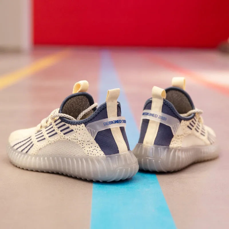 Men's breathable flying fabric sports shoes in white with mesh inner lining and platform heel