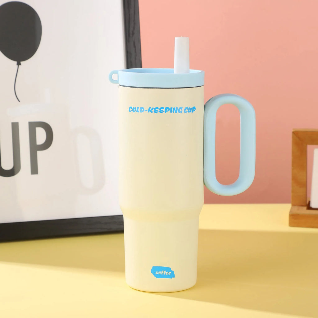 Large capacity insulated straw cup with handle in multiple colour options for DIY drinks