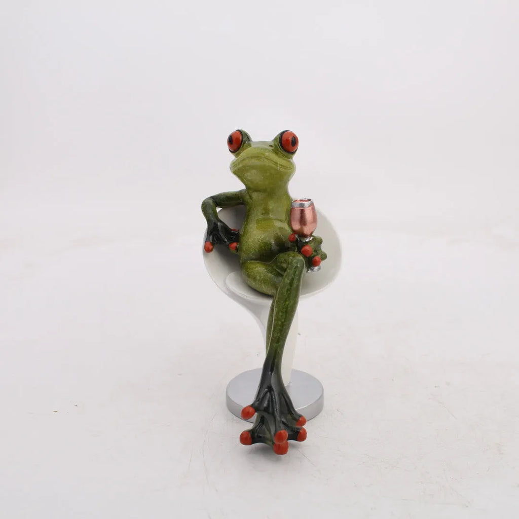Pastoral style resin frog home decoration ornament for living room study desk