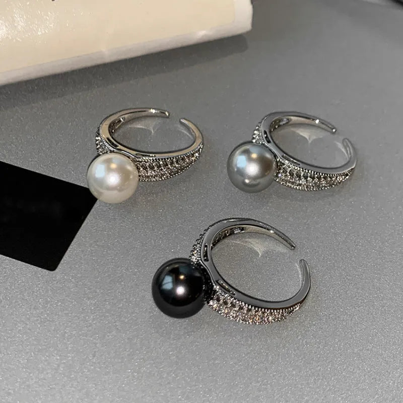 Women's geometric black pearl ring with adjustable open copper band for index finger