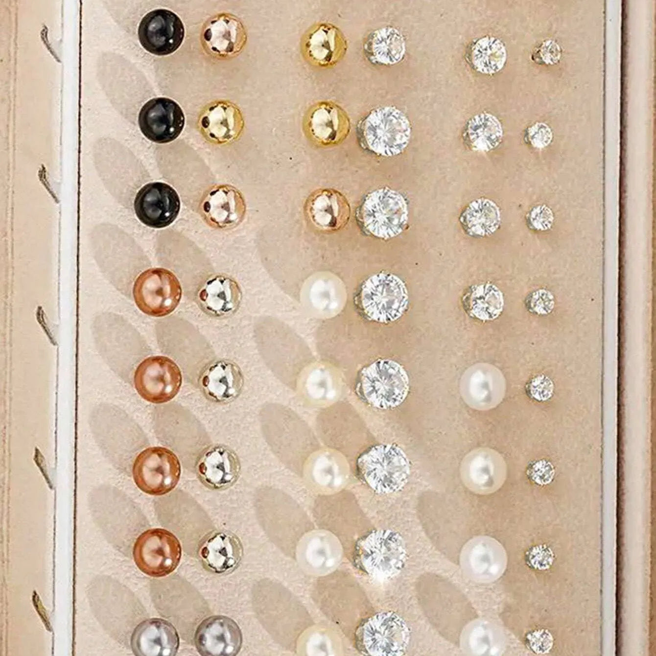 108 geometric drop earrings with round pearls in electroplated gold and yellow finish