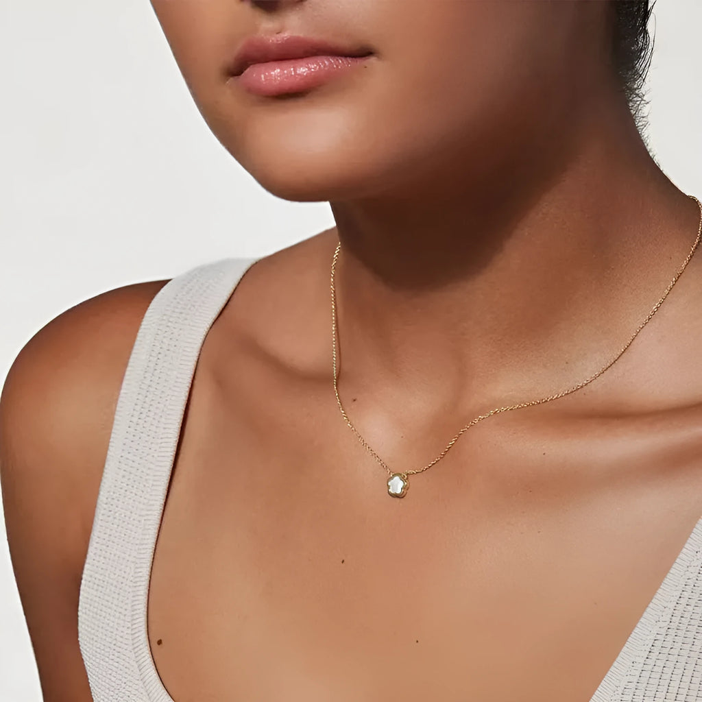 White mother shell flower necklace with copper O-chain in gold and silver options