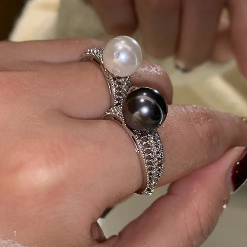 Women's geometric black pearl ring with adjustable open copper band for index finger