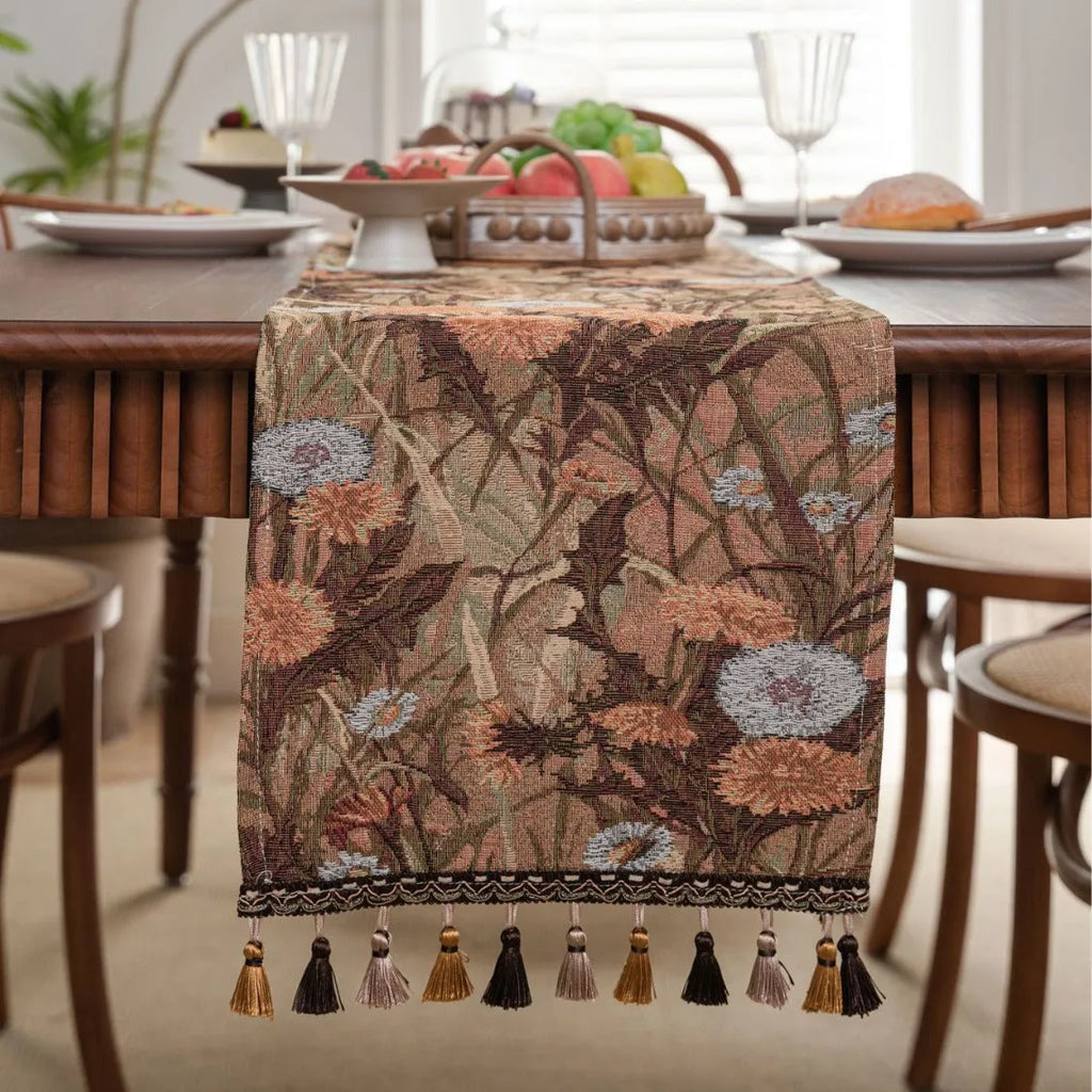 American-style long tassel table runner with jacquard floral pattern on table decoration