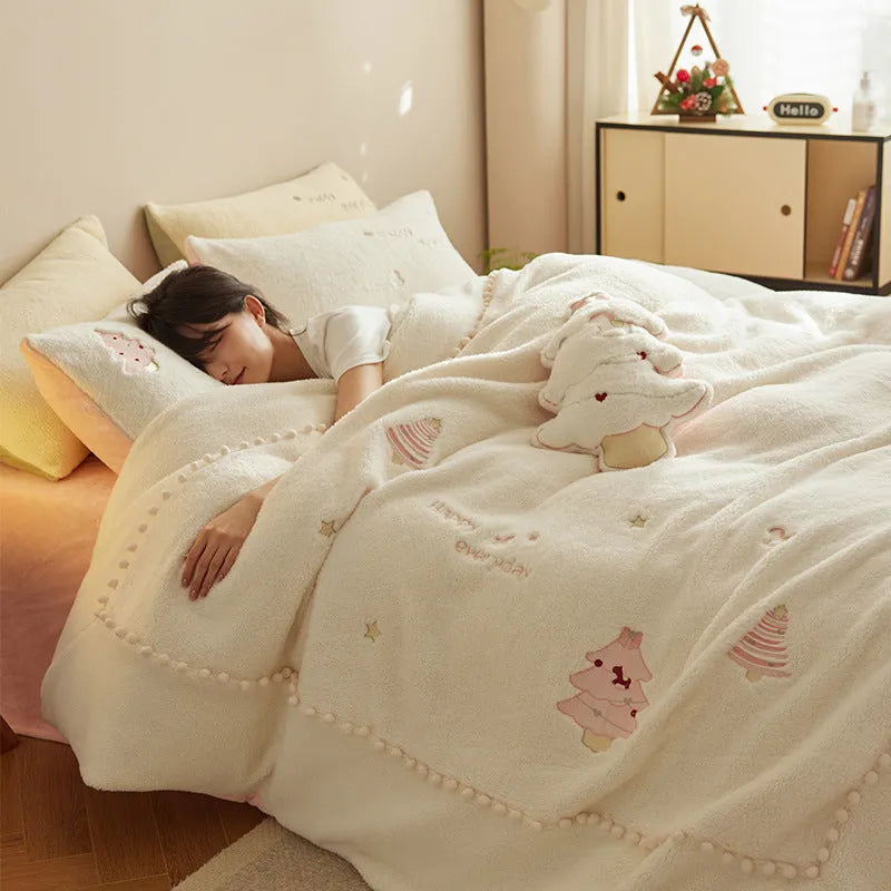 Winter milk fibre four-piece bedding set with green Christmas tree pattern on quilt cover and pillowcases