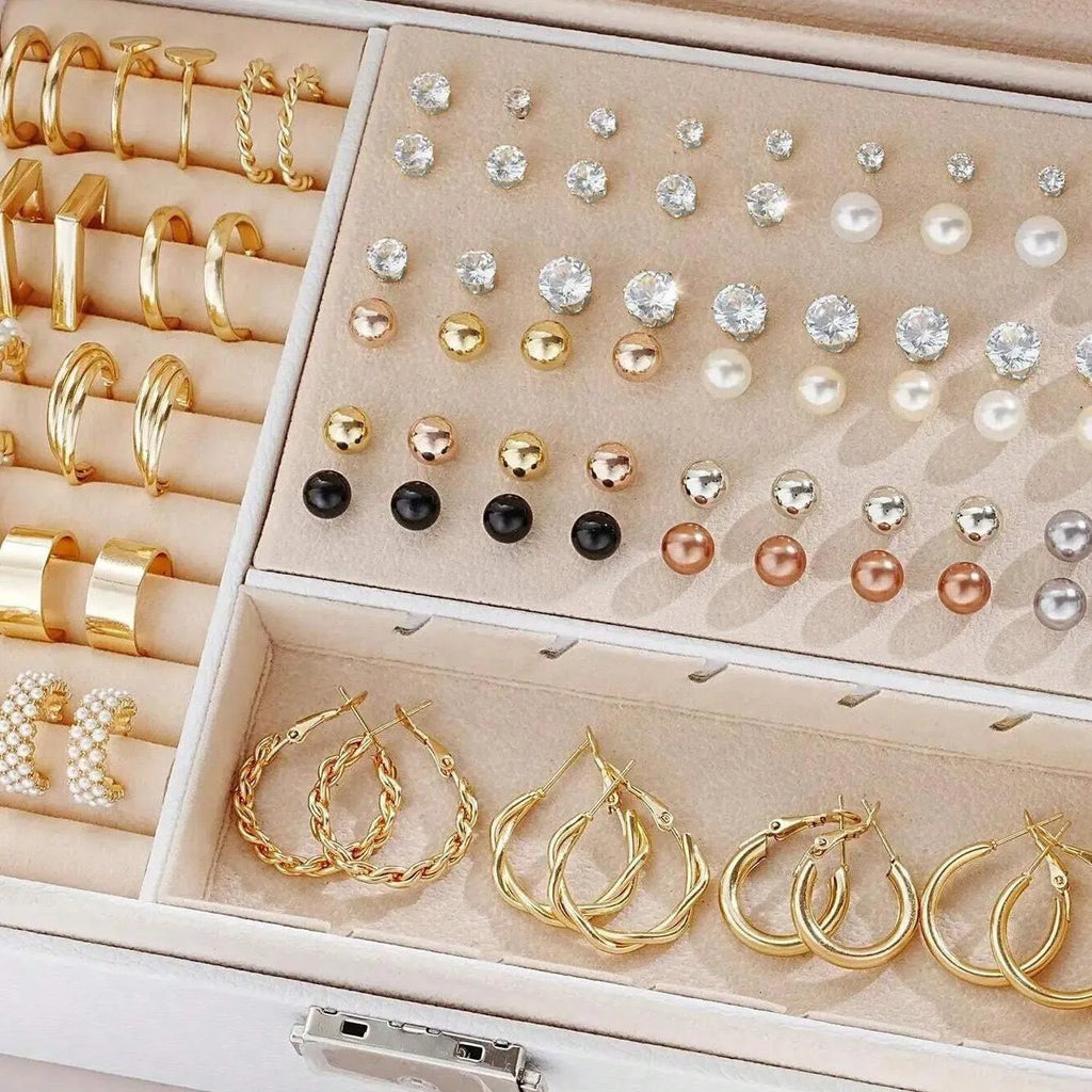 108 geometric drop earrings with round pearls in electroplated gold and yellow finish