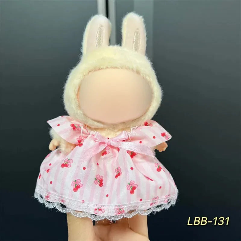 Plastic doll costume for 17cm tall vinyl figurines with LBB series style options