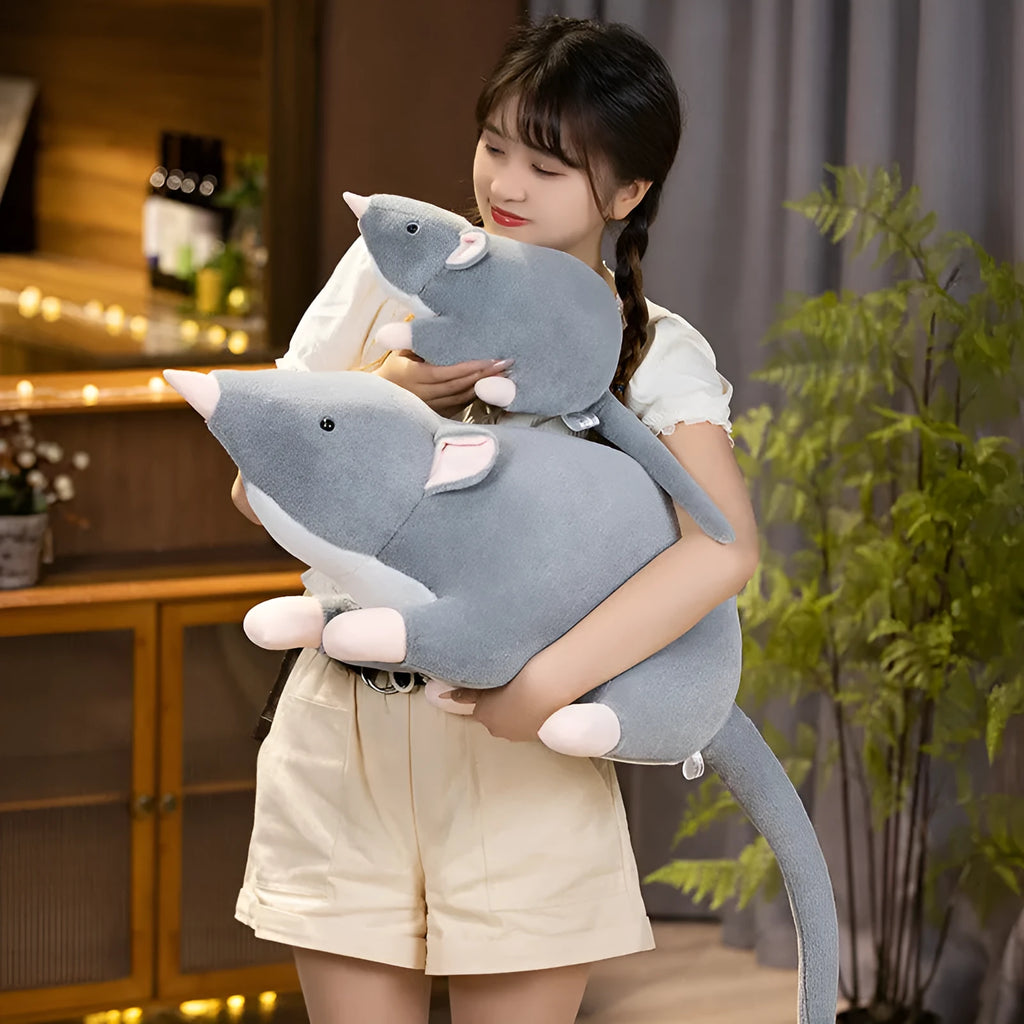 Cartoon mouse plush toy doll in three size options for youth audiences