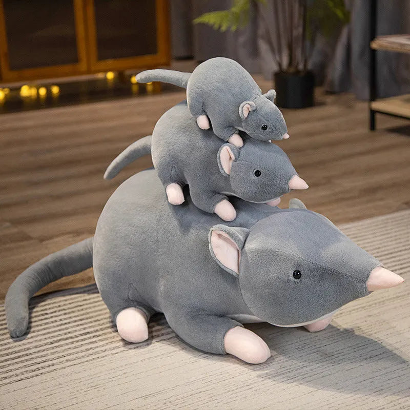 Cartoon mouse plush toy doll in three size options for youth audiences