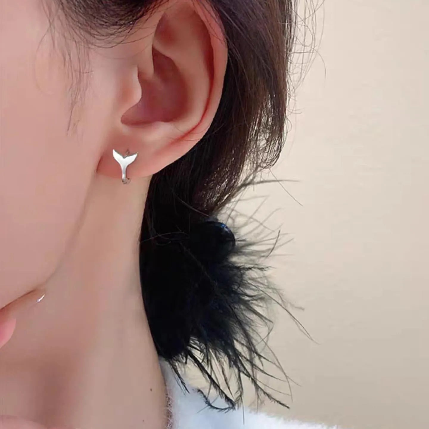 Women's copper fishtail earrings with electroplated white gold or yellow gold colour finish