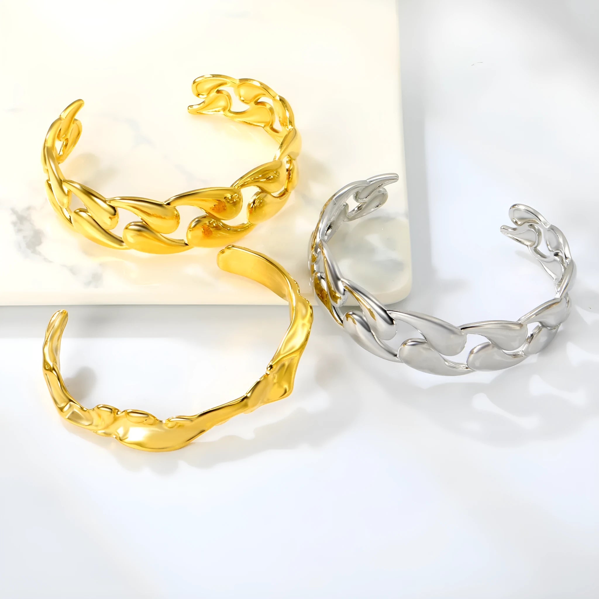 Men's stainless steel alloy bracelet with adjustable clasp in three colour variations
