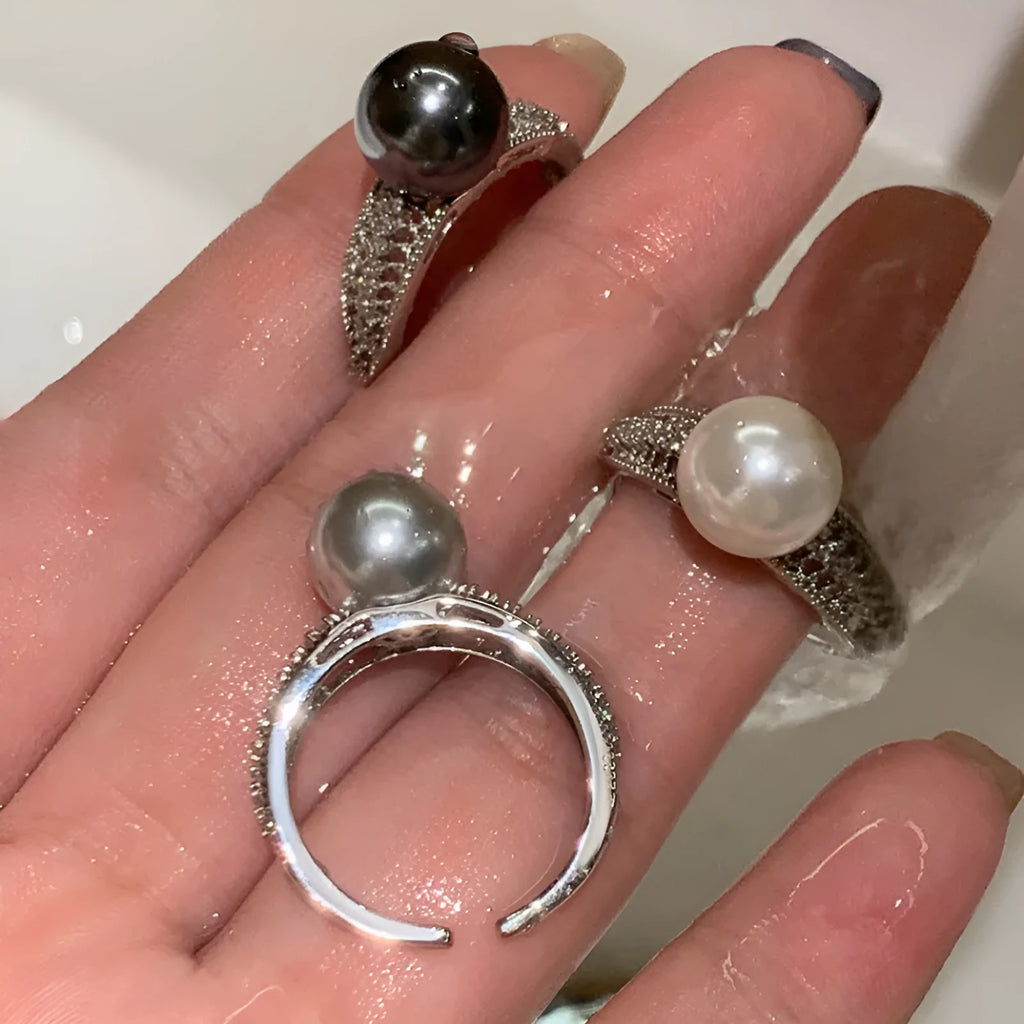 Women's geometric black pearl ring with adjustable open copper band for index finger