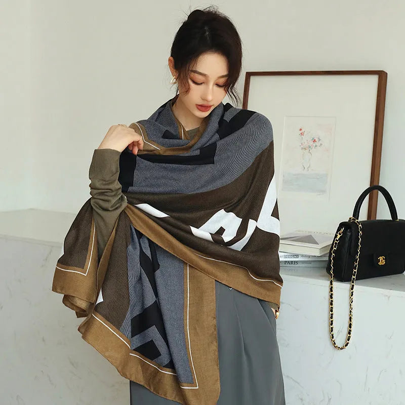 Vintage printed polyester scarf in mid-length 180x90cm size for autumn warmth