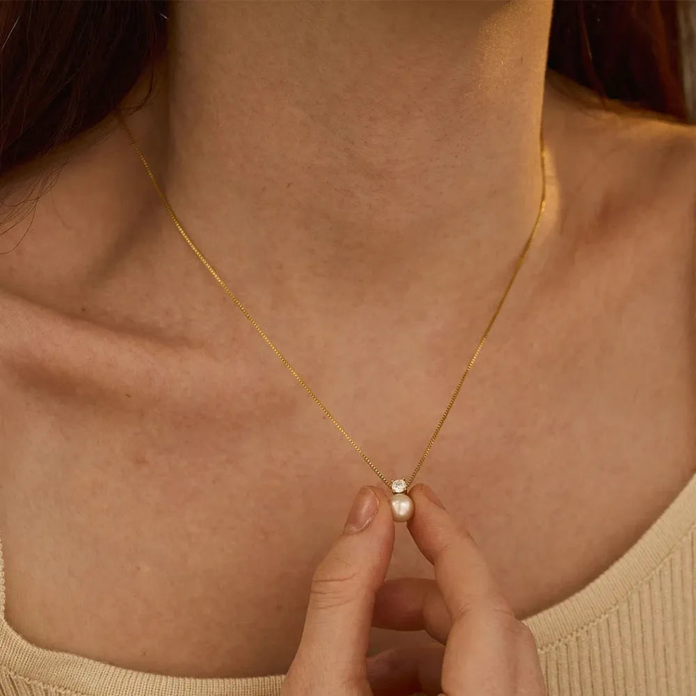 St Delan women's necklace with stainless steel box chain and imitation pearl zircon pendant in gold or steel colour