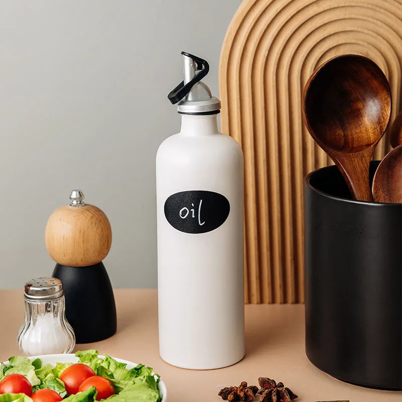 Ceramic oil pot with 650ml funnel and brush in black, coffee or white colour