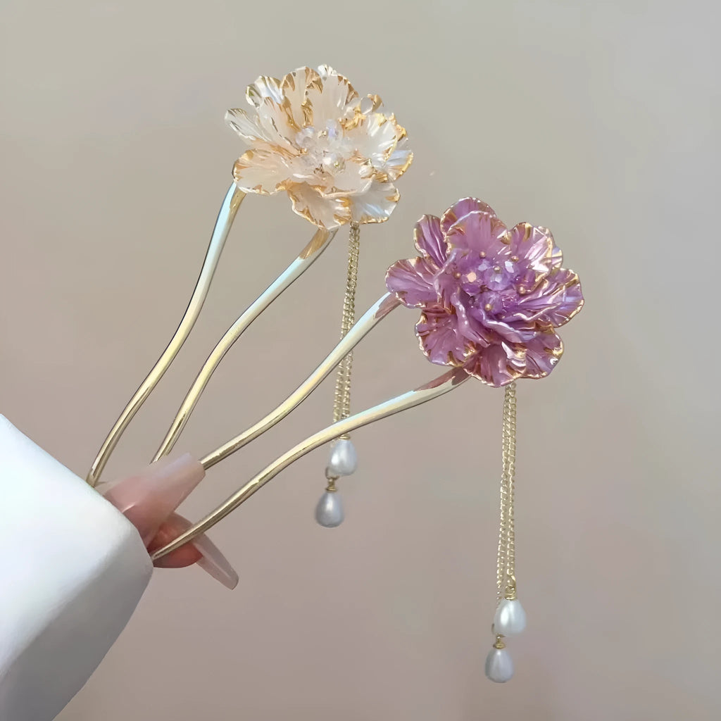 Retro-style U-shaped hairpin with a purple peony flower tassel decoration on an alloy barrette.